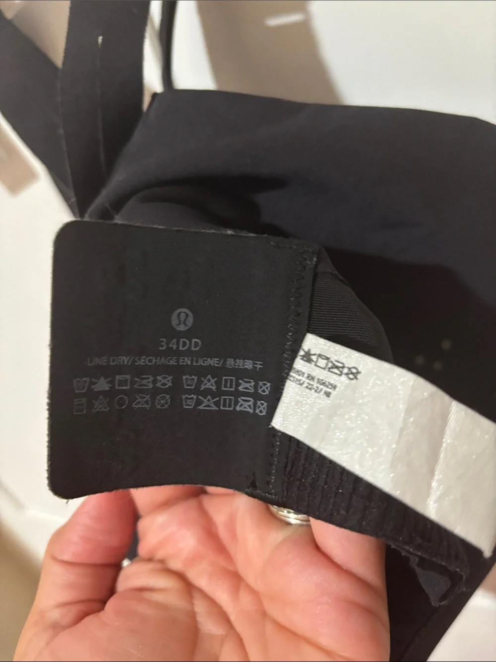 Lululemon Air Support Workout Running Lightweight Sports Bra
